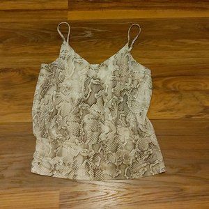 WHBM Gorgeous top! NWT!